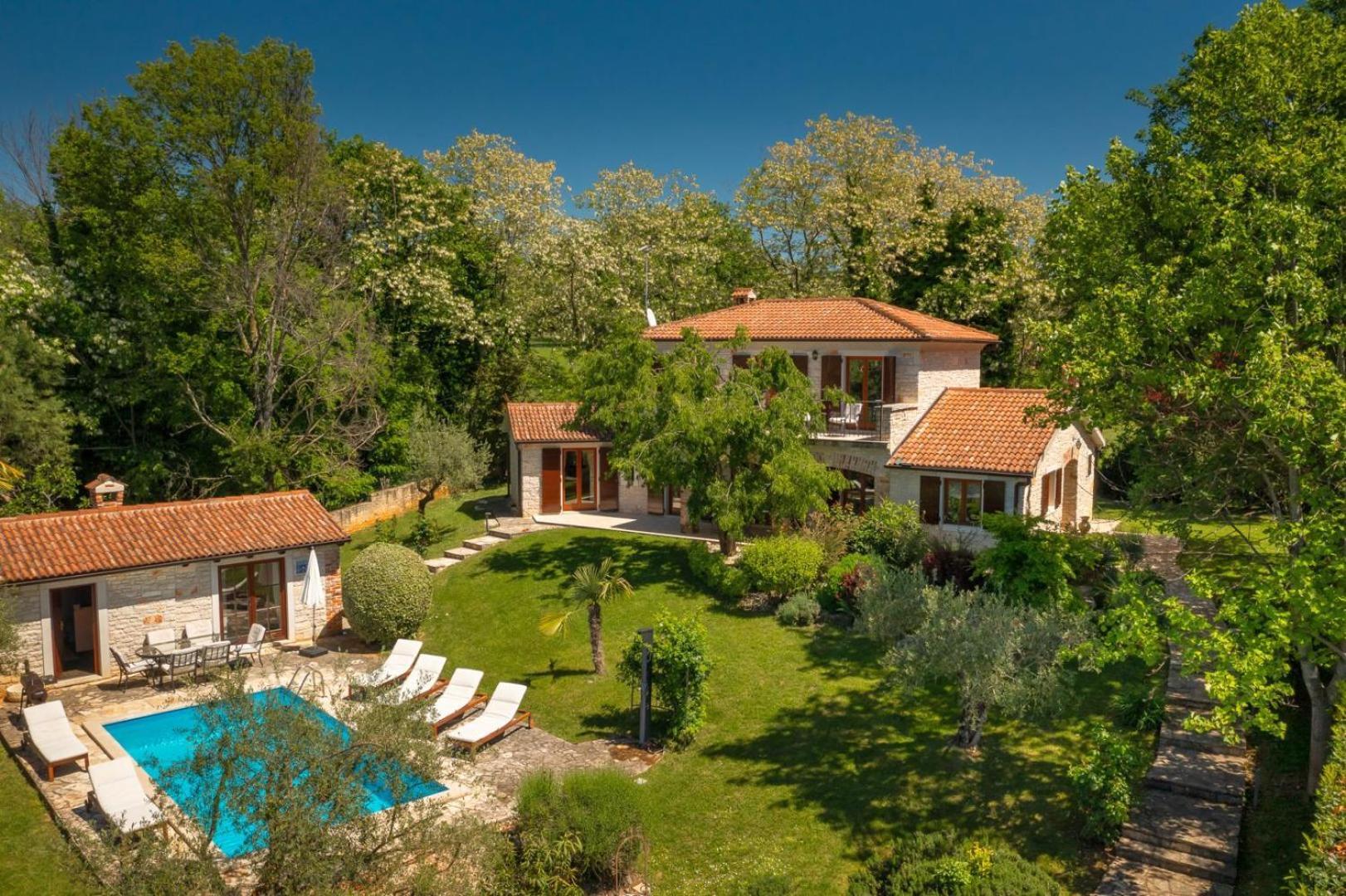 Rustic Villa Cehici With Pool In Sveti Lovrec Jehnici Exterior photo